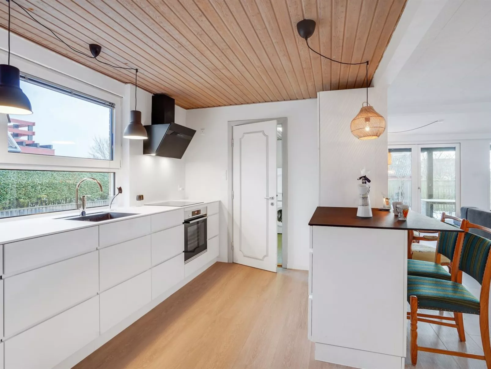 "Villum" - 700m from the sea-Binnen