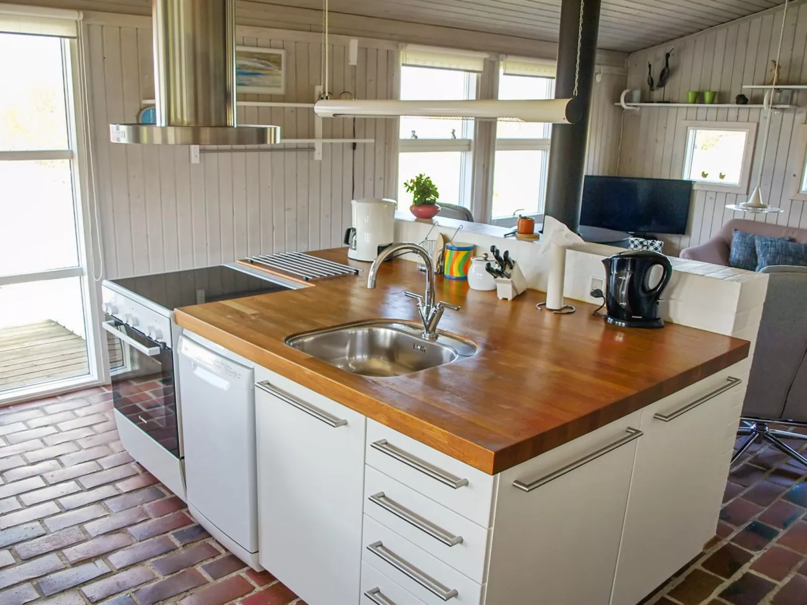"Verene" - 400m from the sea-Binnen