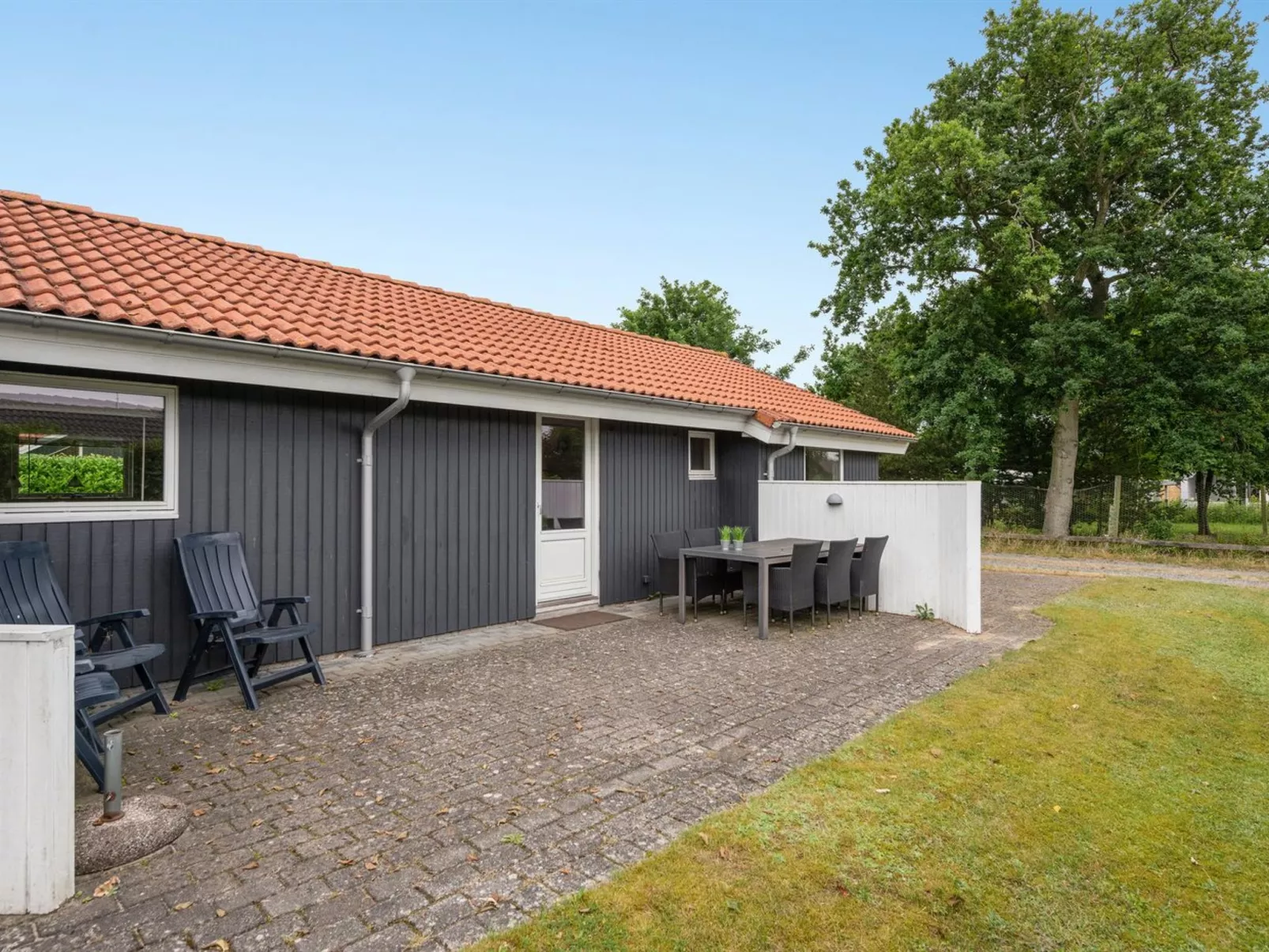 "Dolores" - 100m from the sea-Buiten