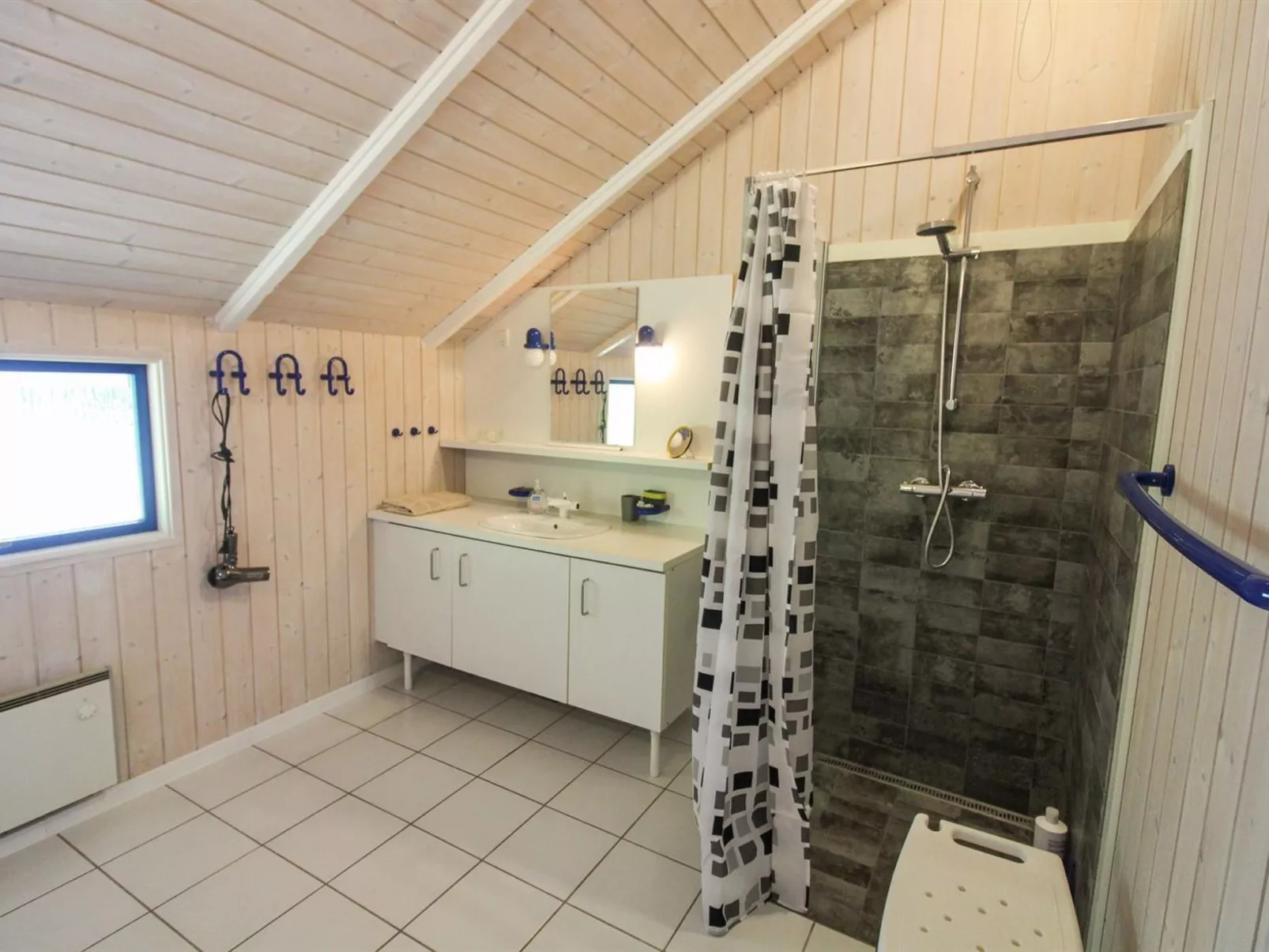 "Gjorgji" - 500m from the sea-Binnen