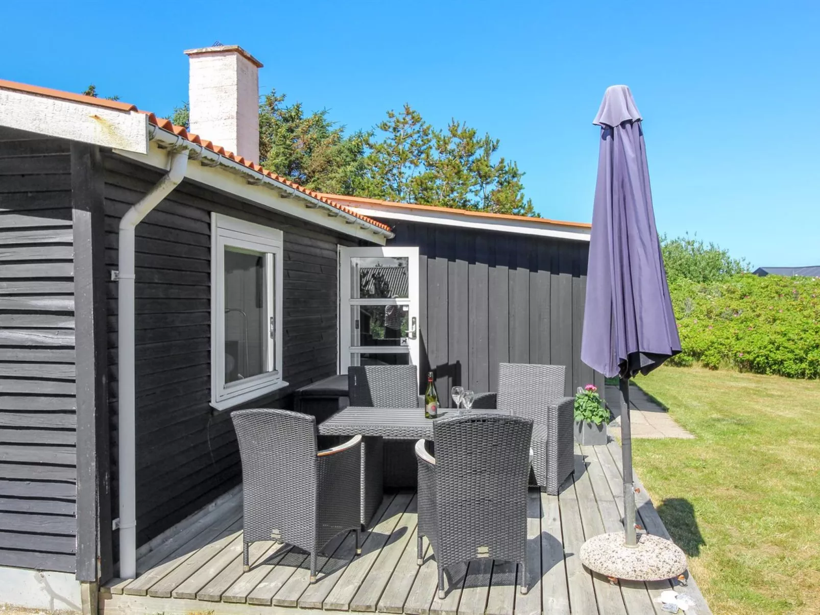"Daren" - 600m from the sea-Buiten