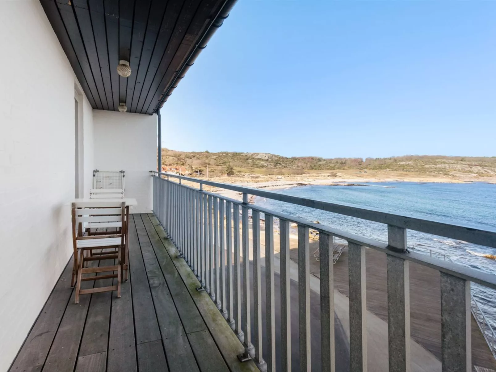 "Ramona" - 10m from the sea-Binnen