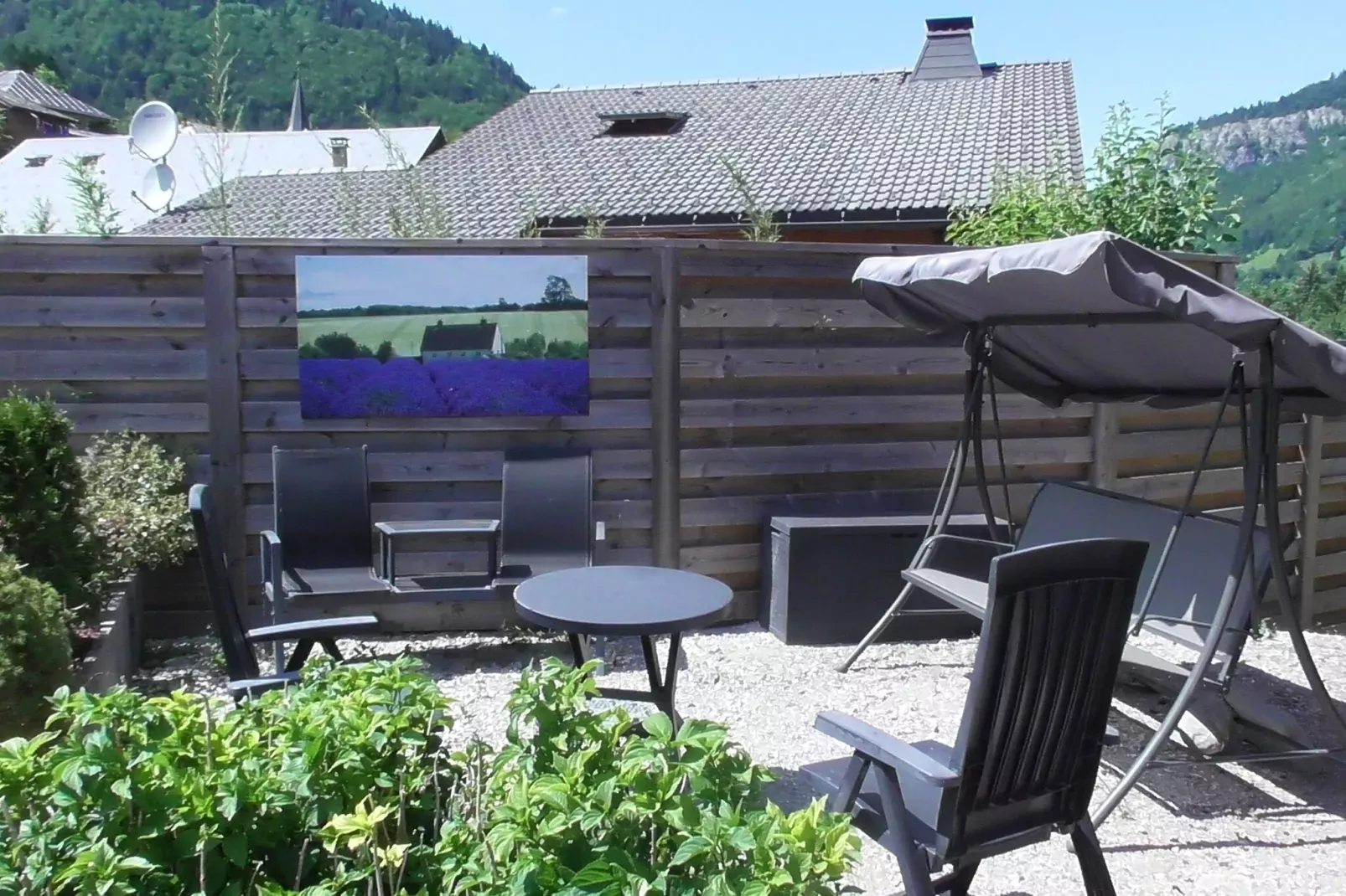 Chalet Le Passe-Temps-Terrasbalkon
