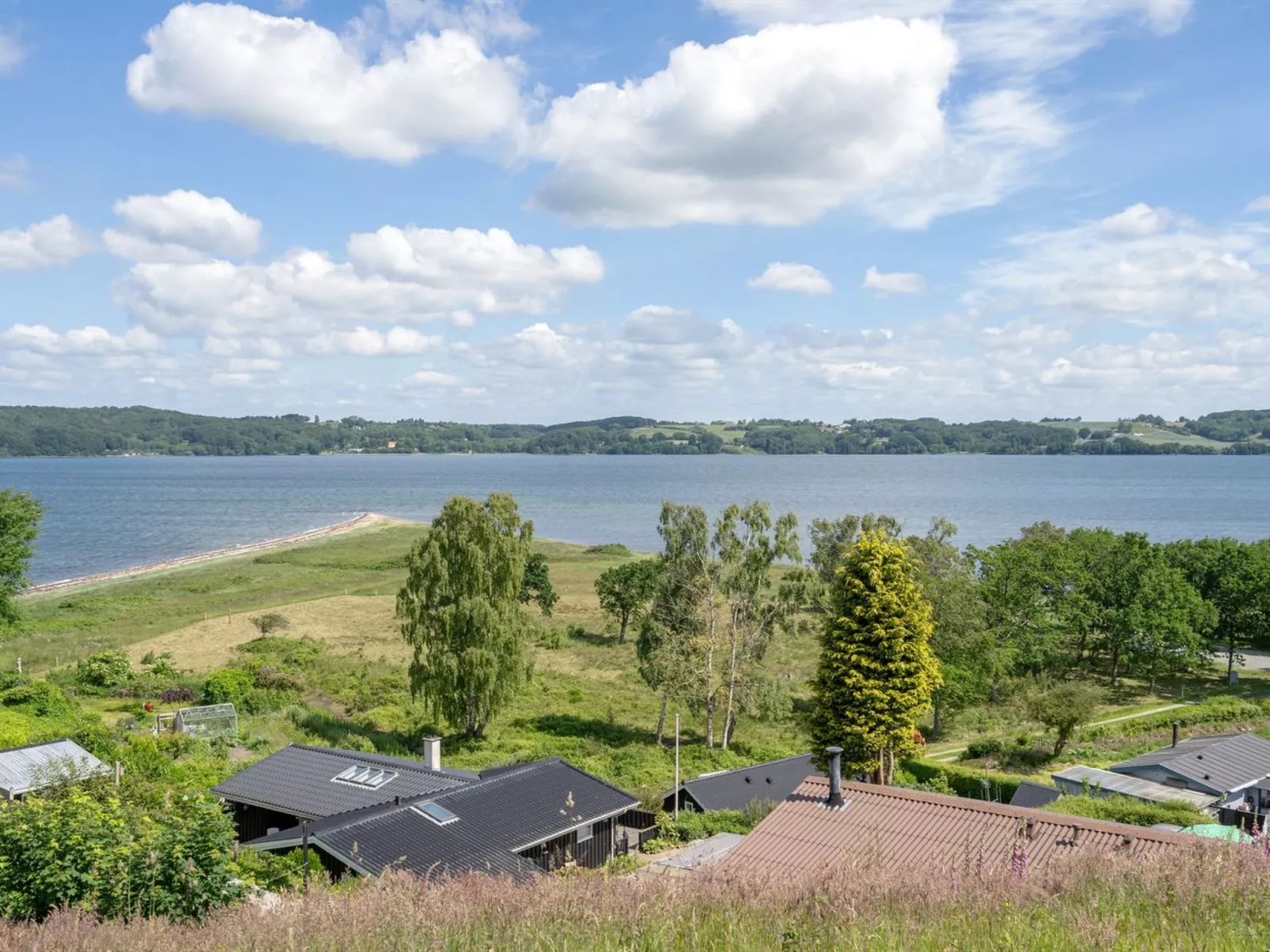 "Launo" - 150m to the inlet-Binnen