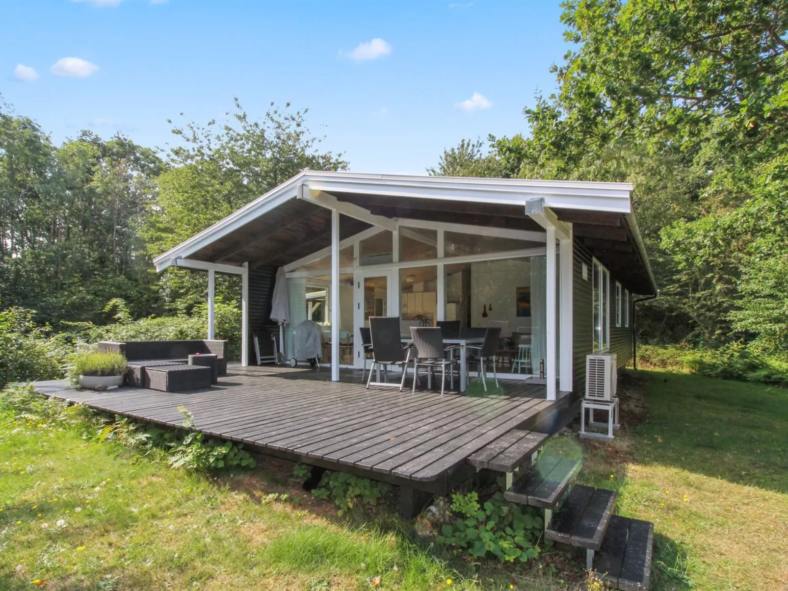 "Esben" - 350m from the sea-Buiten