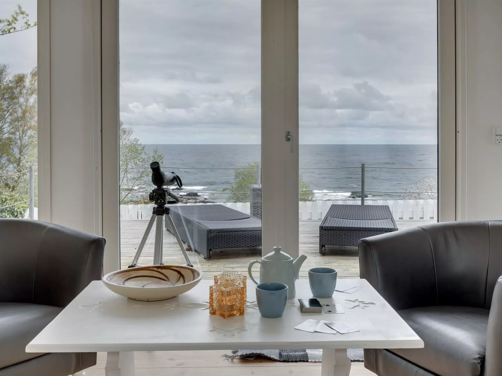 "Ensio" - 150m from the sea