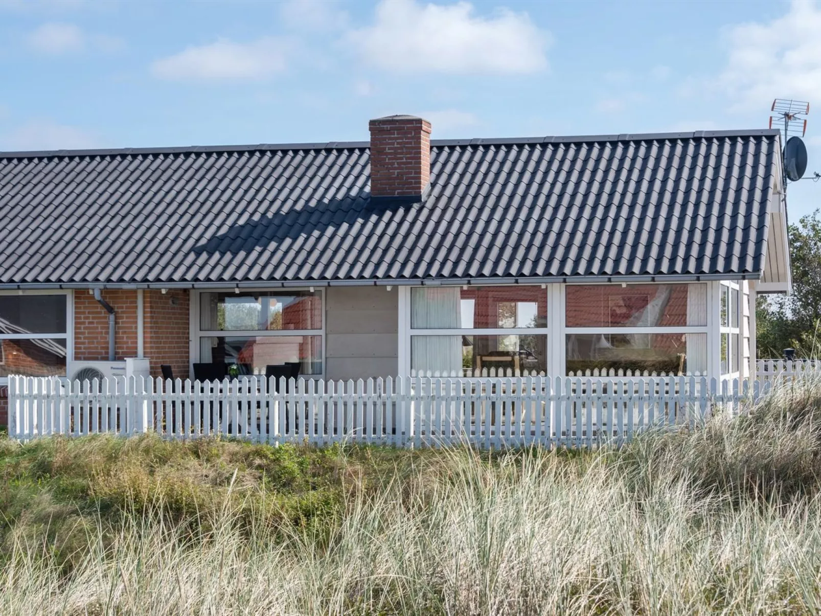 "Gudmar" - 500m from the sea-Binnen