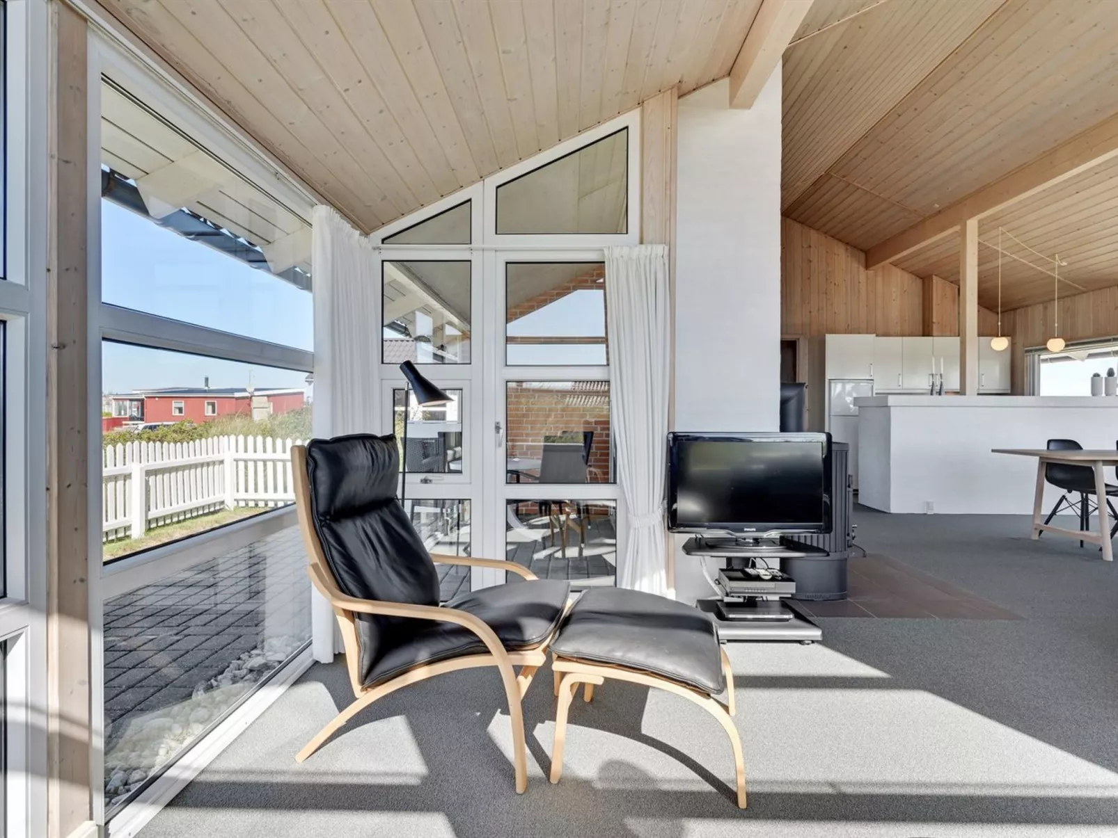 "Gudmar" - 500m from the sea-Binnen
