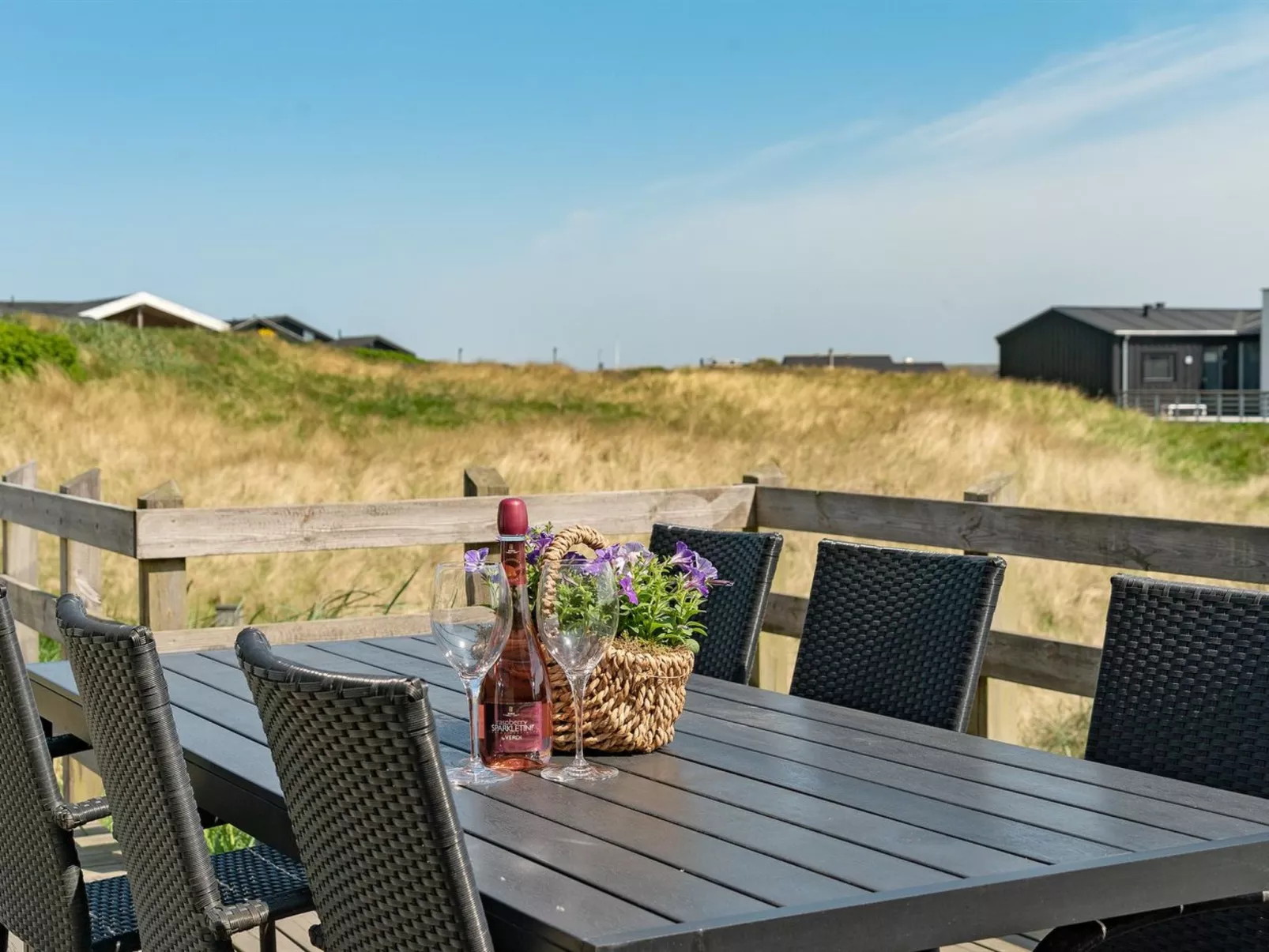 "Broder" - 150m from the sea-Binnen