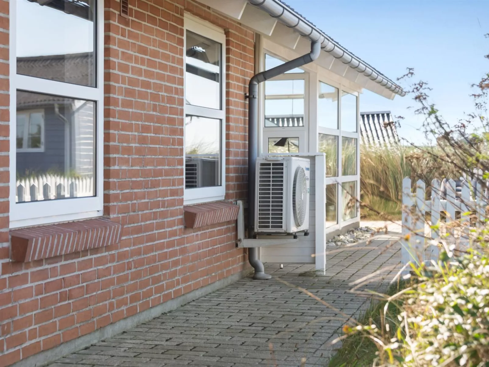 "Gudmar" - 500m from the sea-Buiten