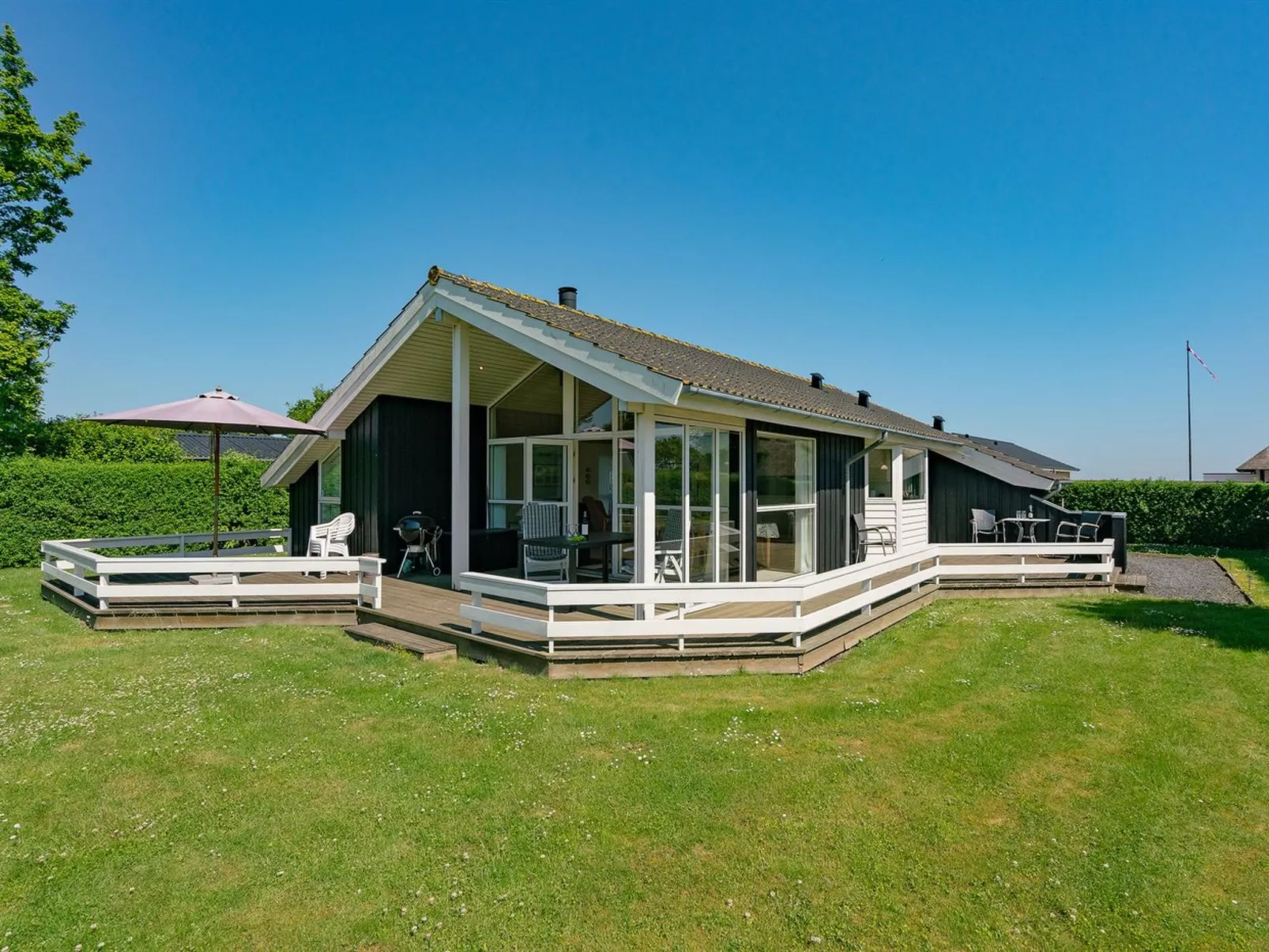 "Maybritt" - 100m from the sea-Buiten