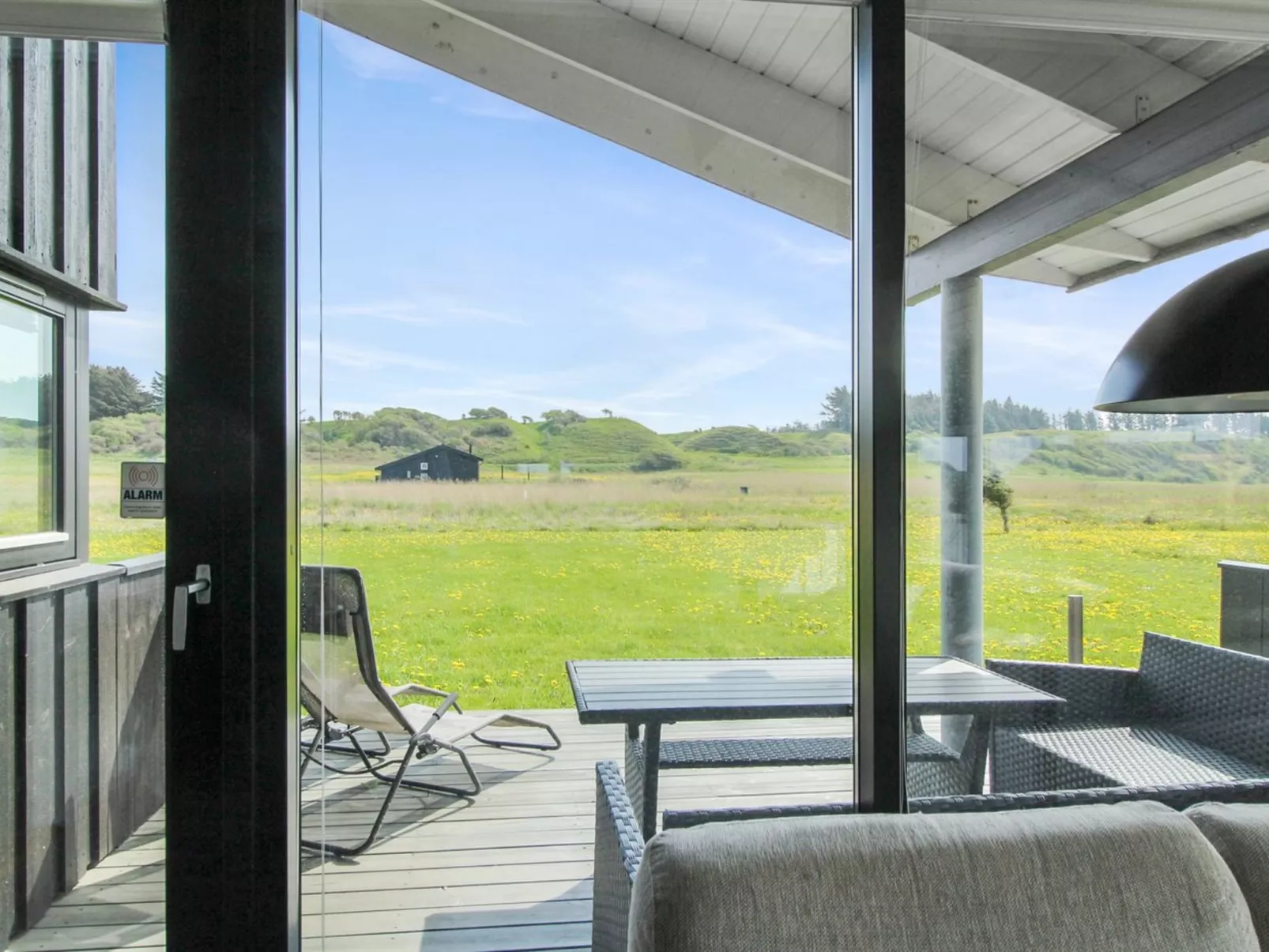 "Auvo" - 600m from the sea-Binnen