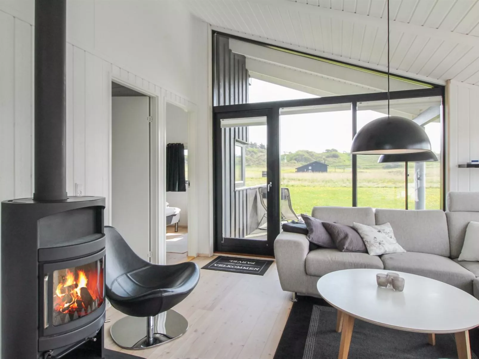 "Auvo" - 600m from the sea-Binnen