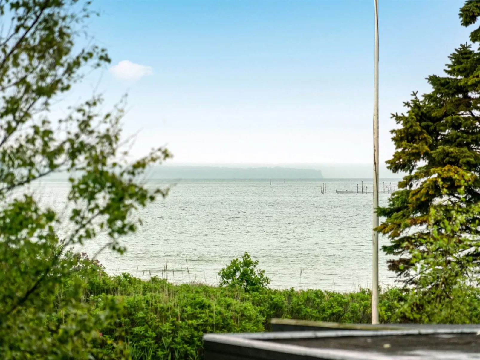 "Gullan" - 75m from the sea