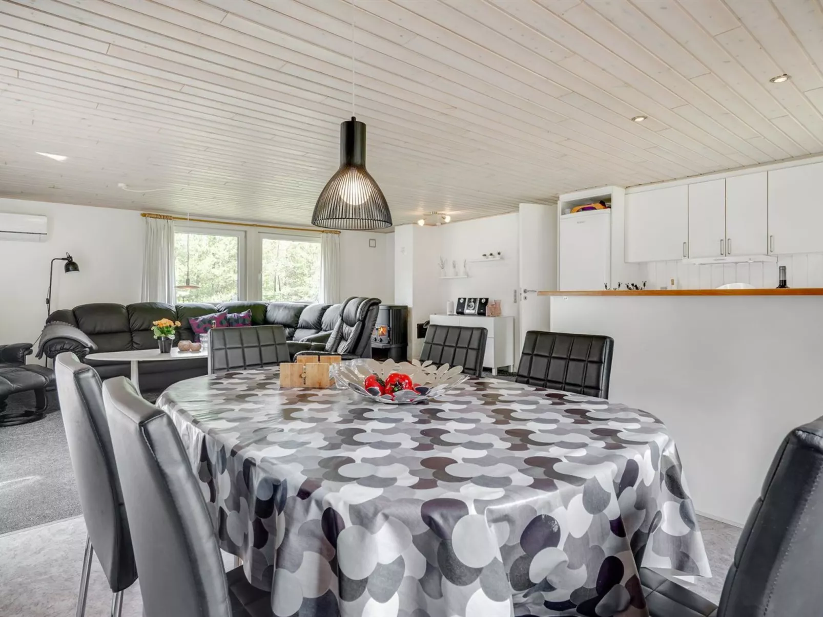 "Maija" - 1.4km from the sea-Binnen