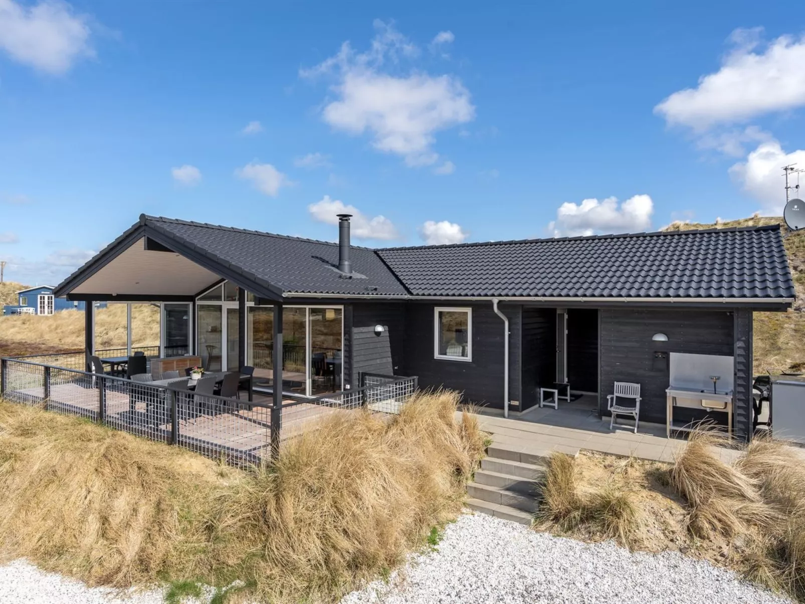 "Taja" - 300m to the inlet-Buiten