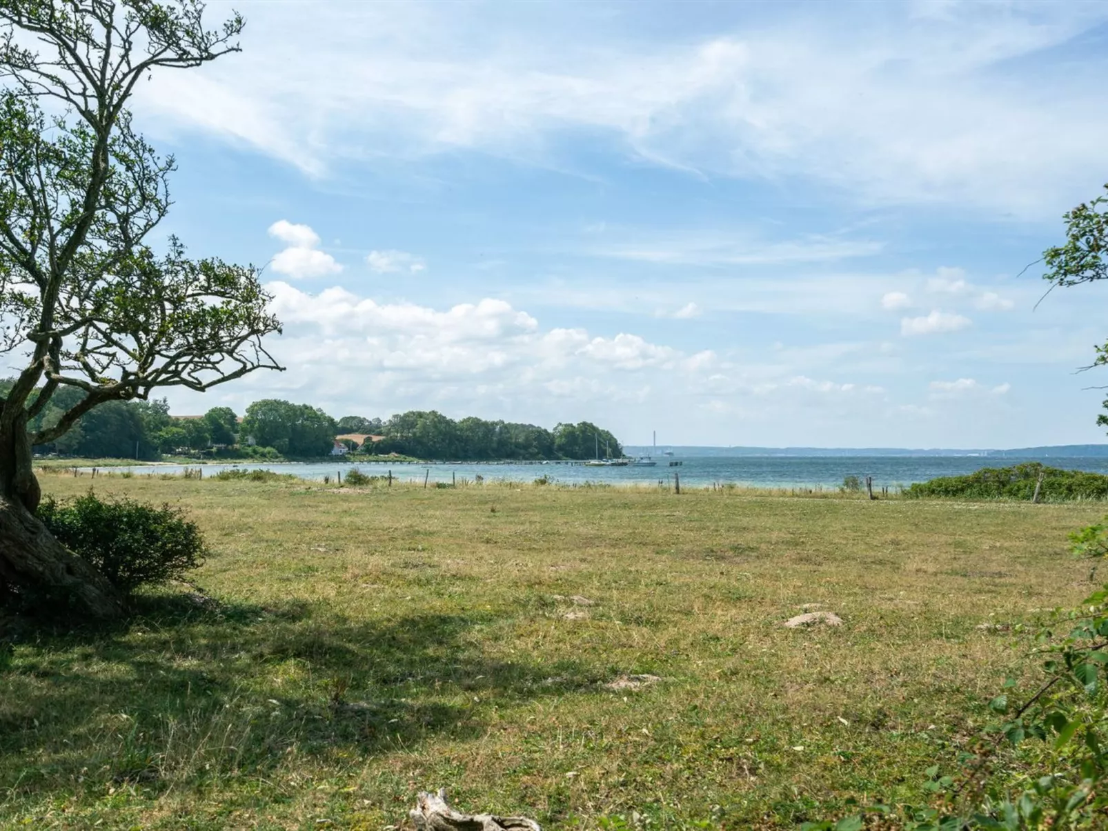 "Jeppe" - 50m to the inlet-Buiten