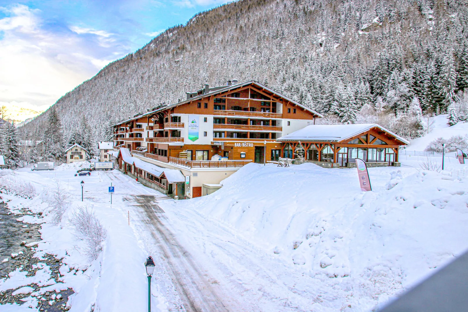 Resort les Portes du Mont Blanc 5-Exterieur winter