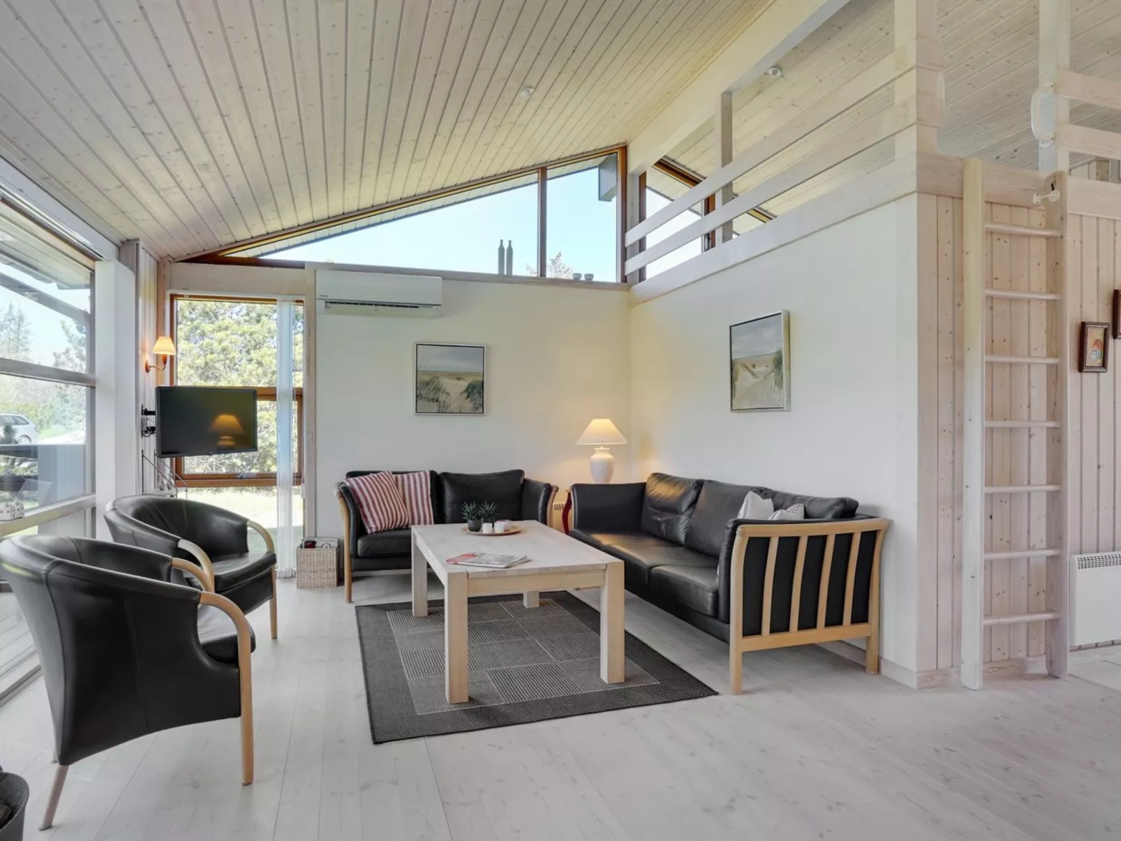 "Jelin" - 2.5km from the sea-Binnen