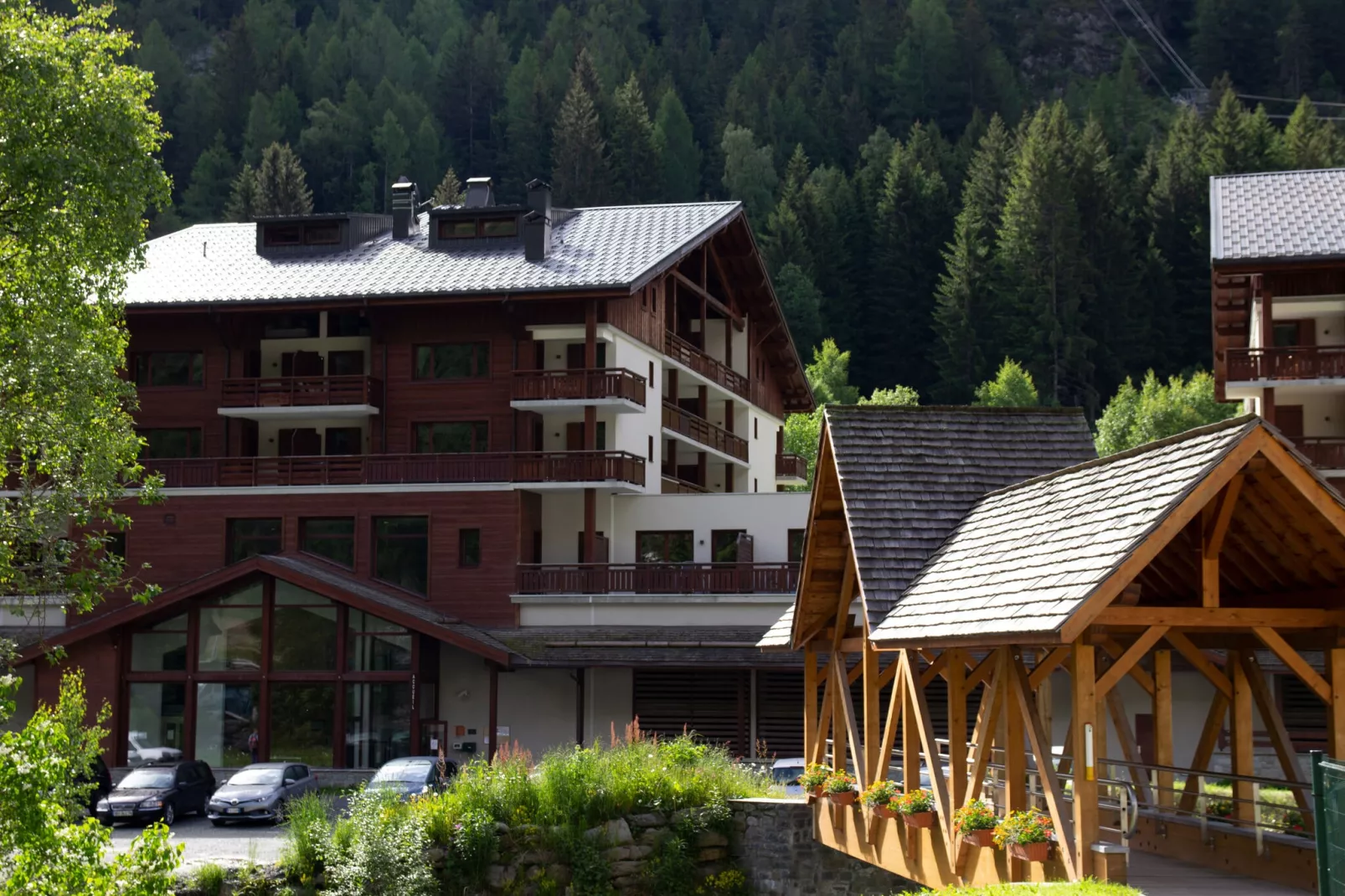 Resort les Portes du Mont Blanc 5-Buitenkant zomer