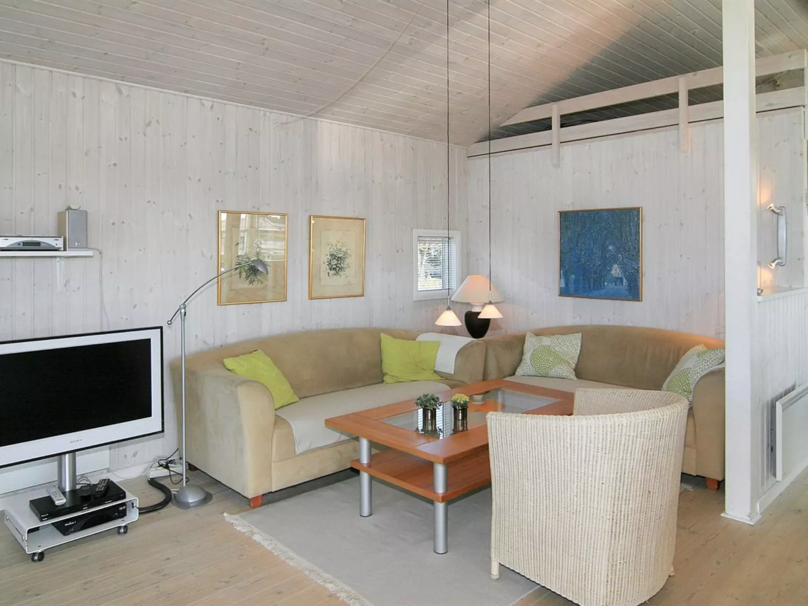 "Ferdine" - 1.5km from the sea