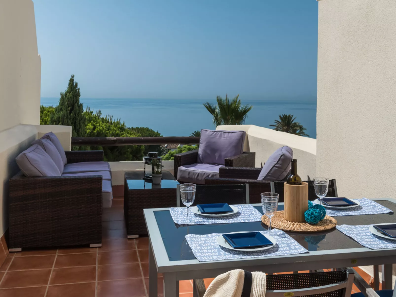 Vista Bay & Sea Casares-Binnen