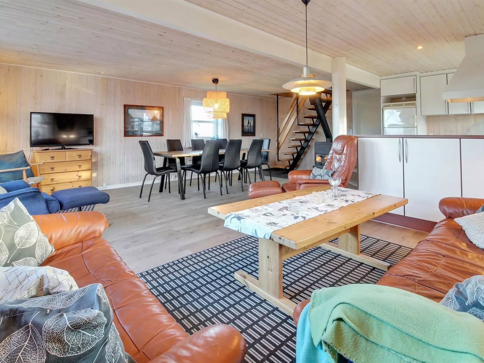 "Andor" - 500m from the sea-Binnen