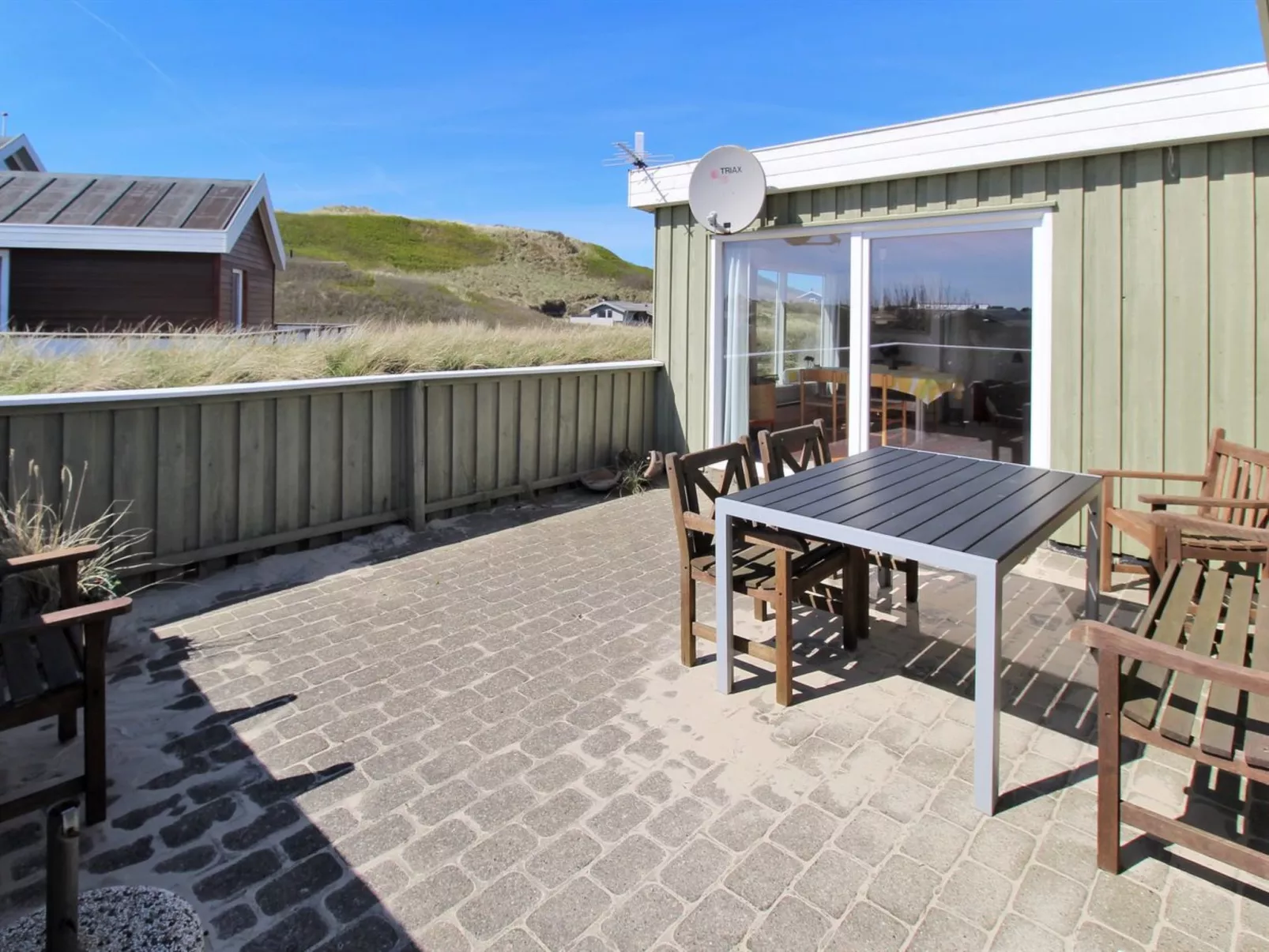 "Dyveke" - 220m from the sea-Buiten