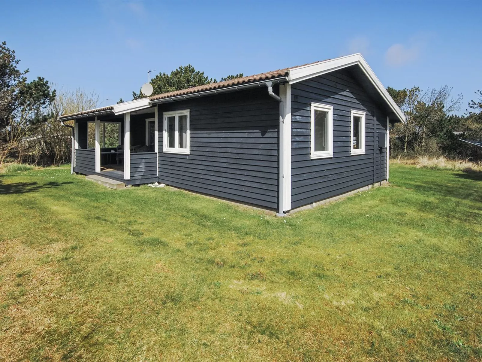 "Lökea" - 800m from the sea-Binnen