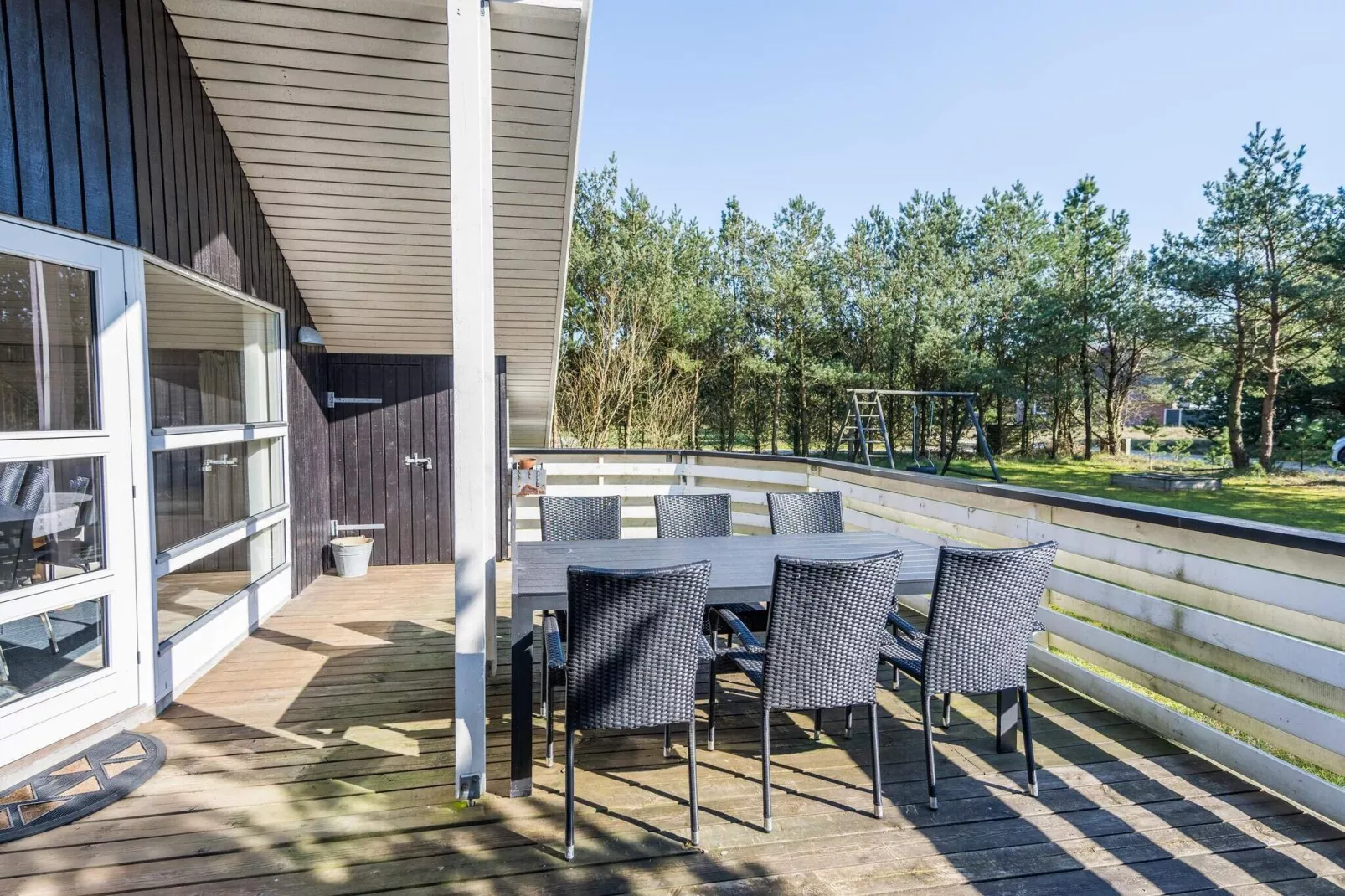 Lichte huisje met overdekt terras-By Traum-Niet-getagd