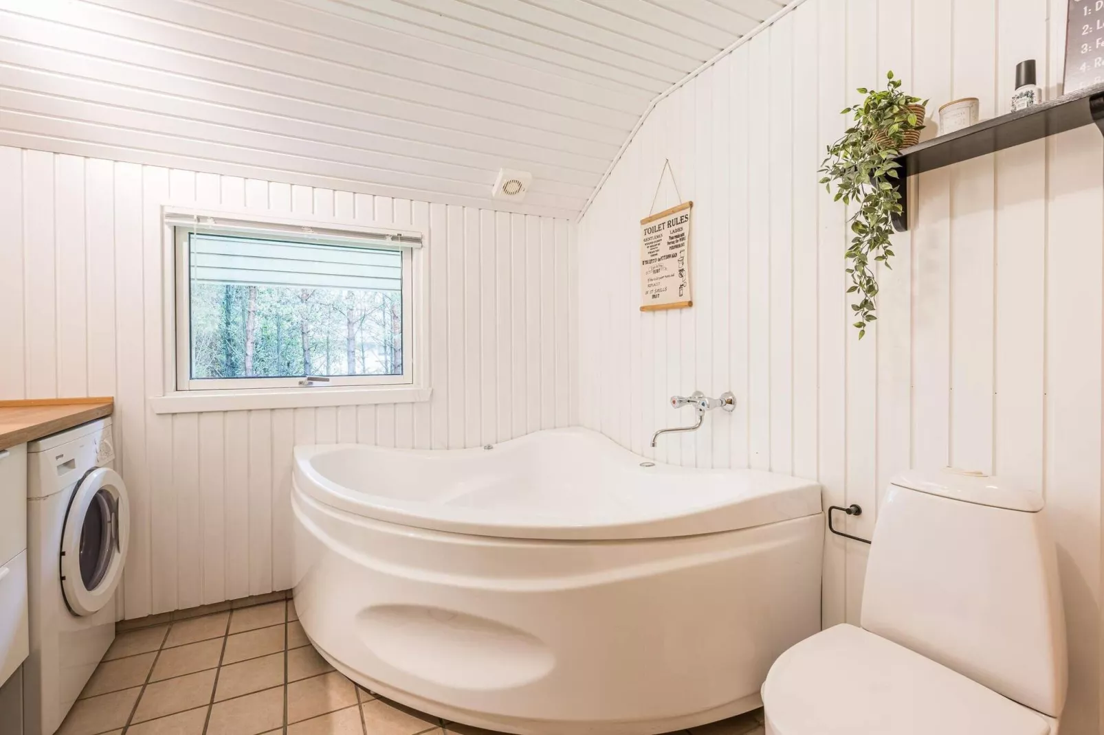 Lichte huisje met overdekt terras-By Traum-Spa