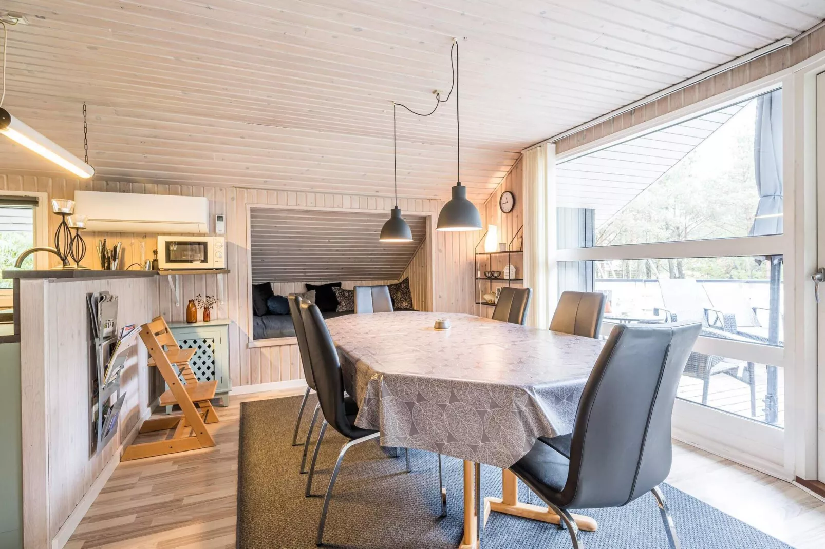 Lichte huisje met overdekt terras-By Traum-Binnen