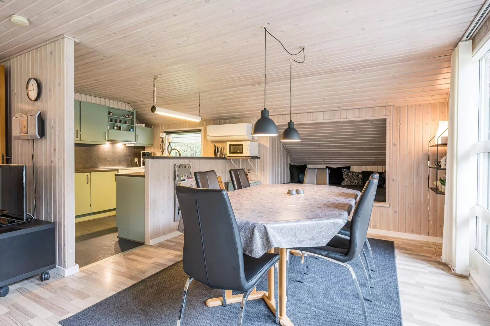 Lichte huisje met overdekt terras-By Traum-Binnen