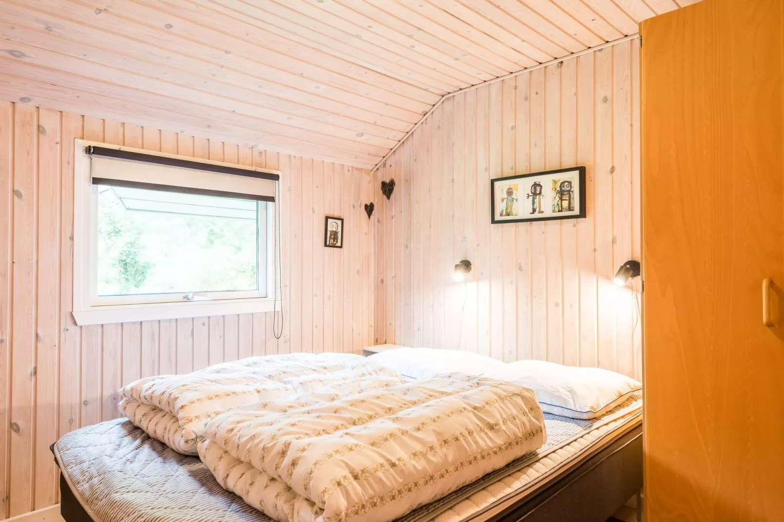 Lichte huisje met overdekt terras-By Traum-Binnen