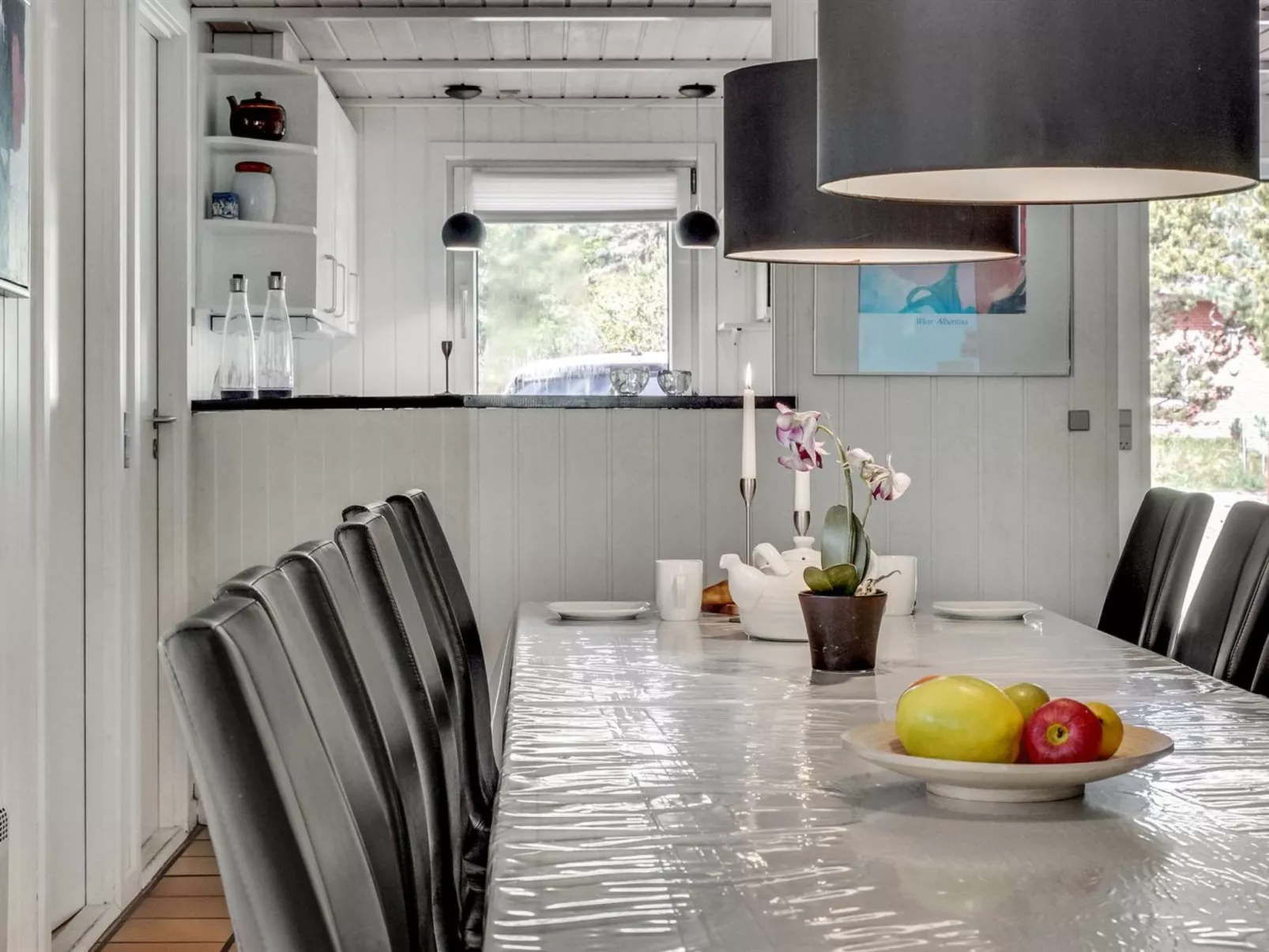 "Livni" - 3.8km from the sea-Binnen