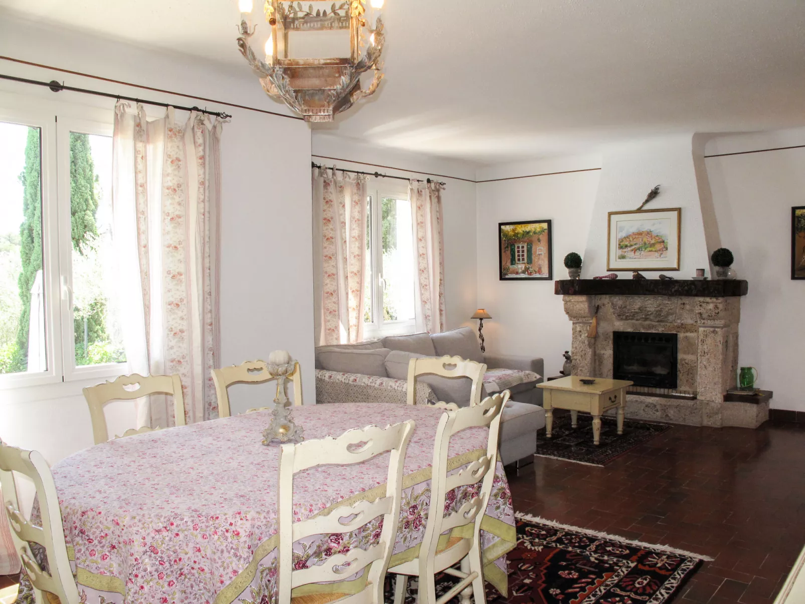 Le Clos des Oliviers-Binnen