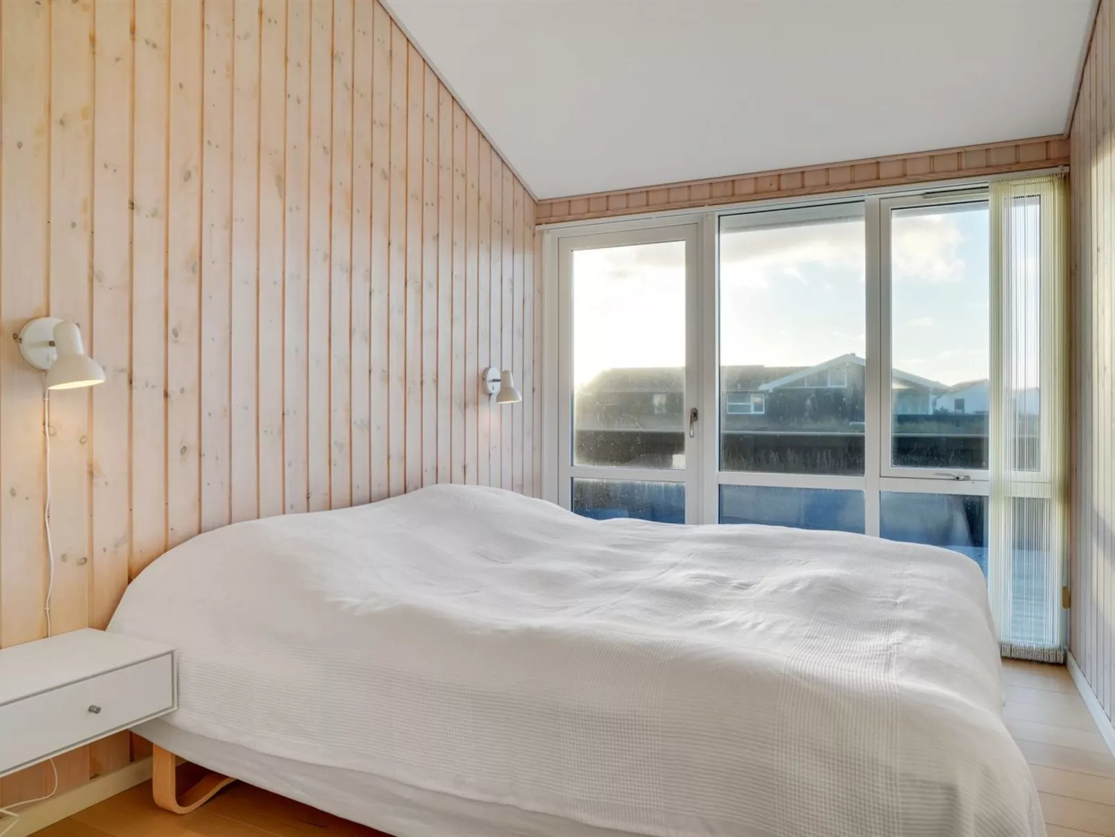 "Eileen" - 300m from the sea-Binnen