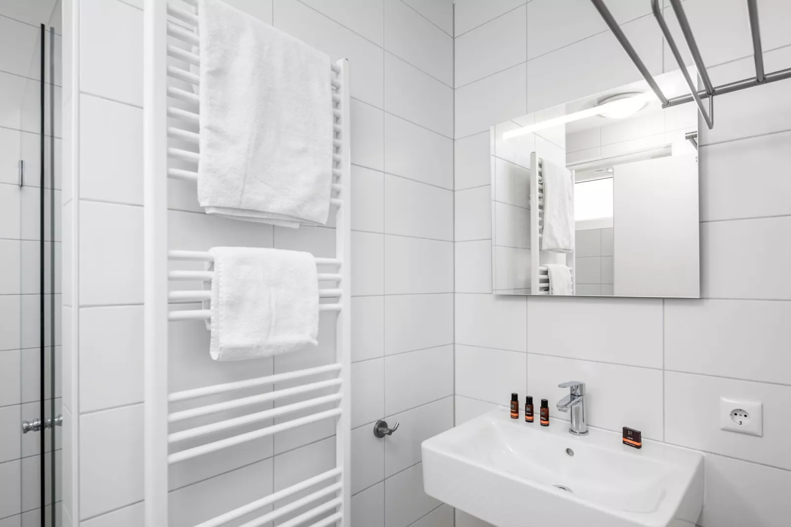 Beach Resort Nieuwvliet-Bad 8-Badkamer