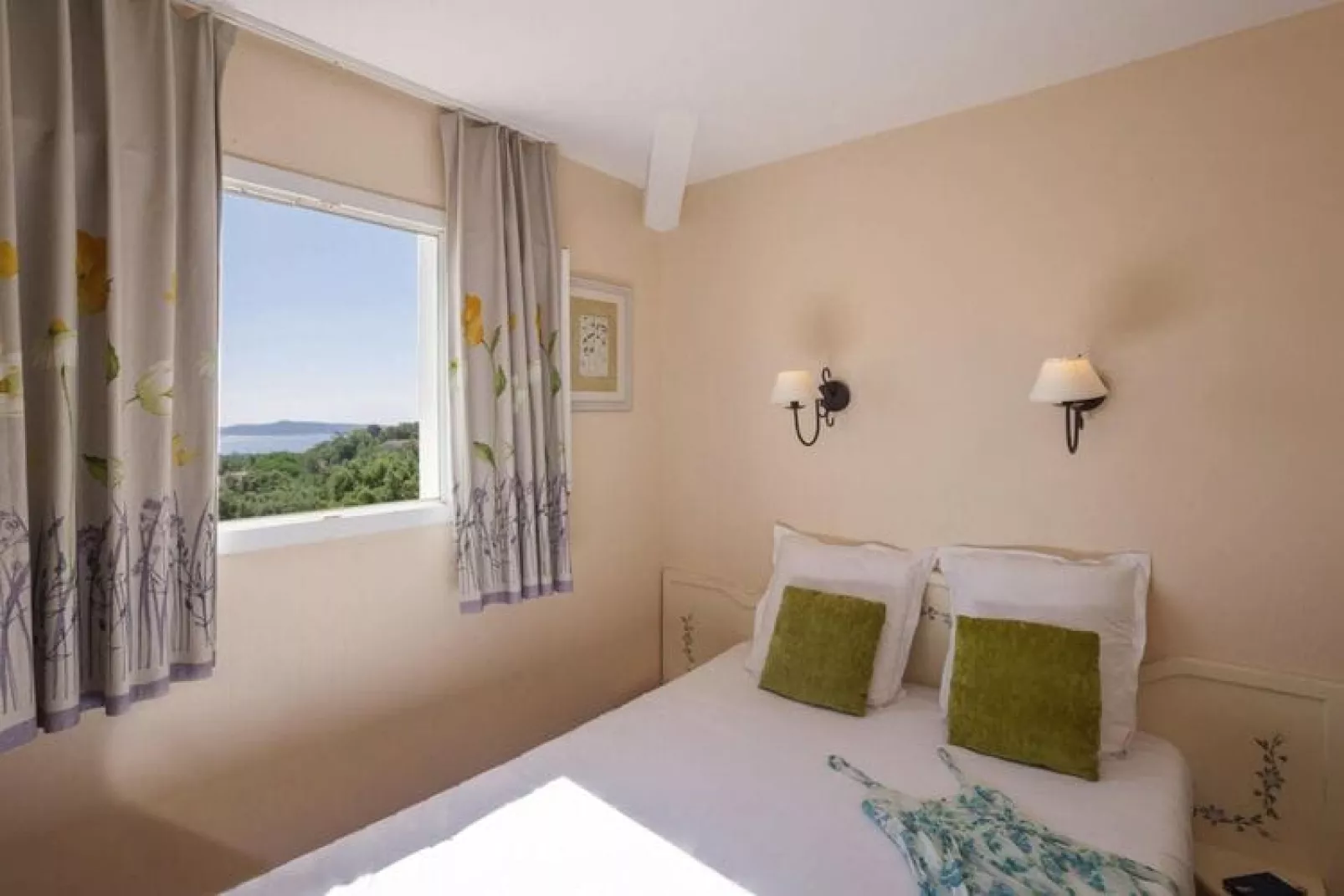 Residence Les Restanques du Golfe de St Tropez Grimaud - Studio 5 personnes - 1 coin nuit - Vue mer Standard - Slaapkamer