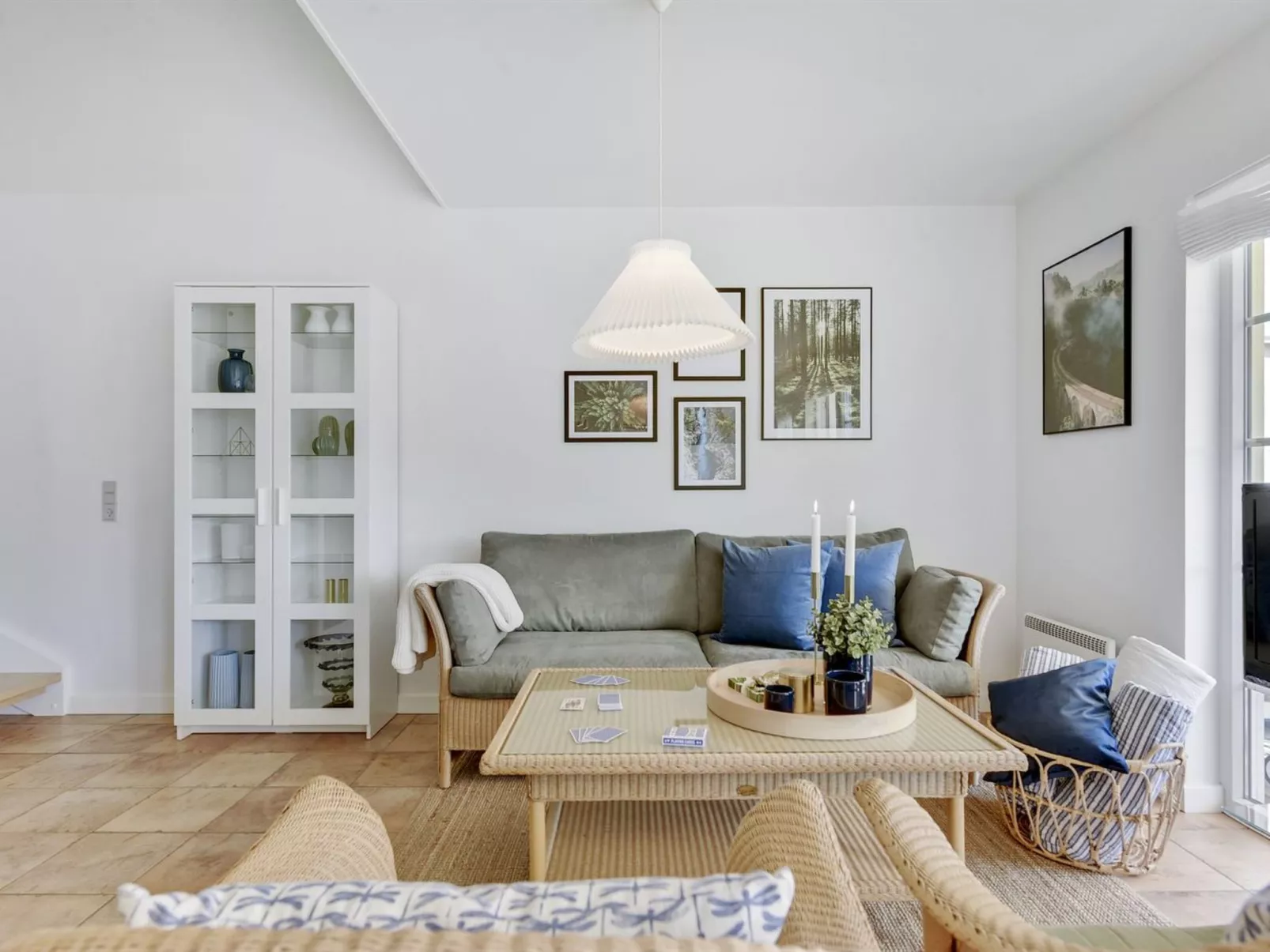 "Nikan" - 300m from the sea-Binnen