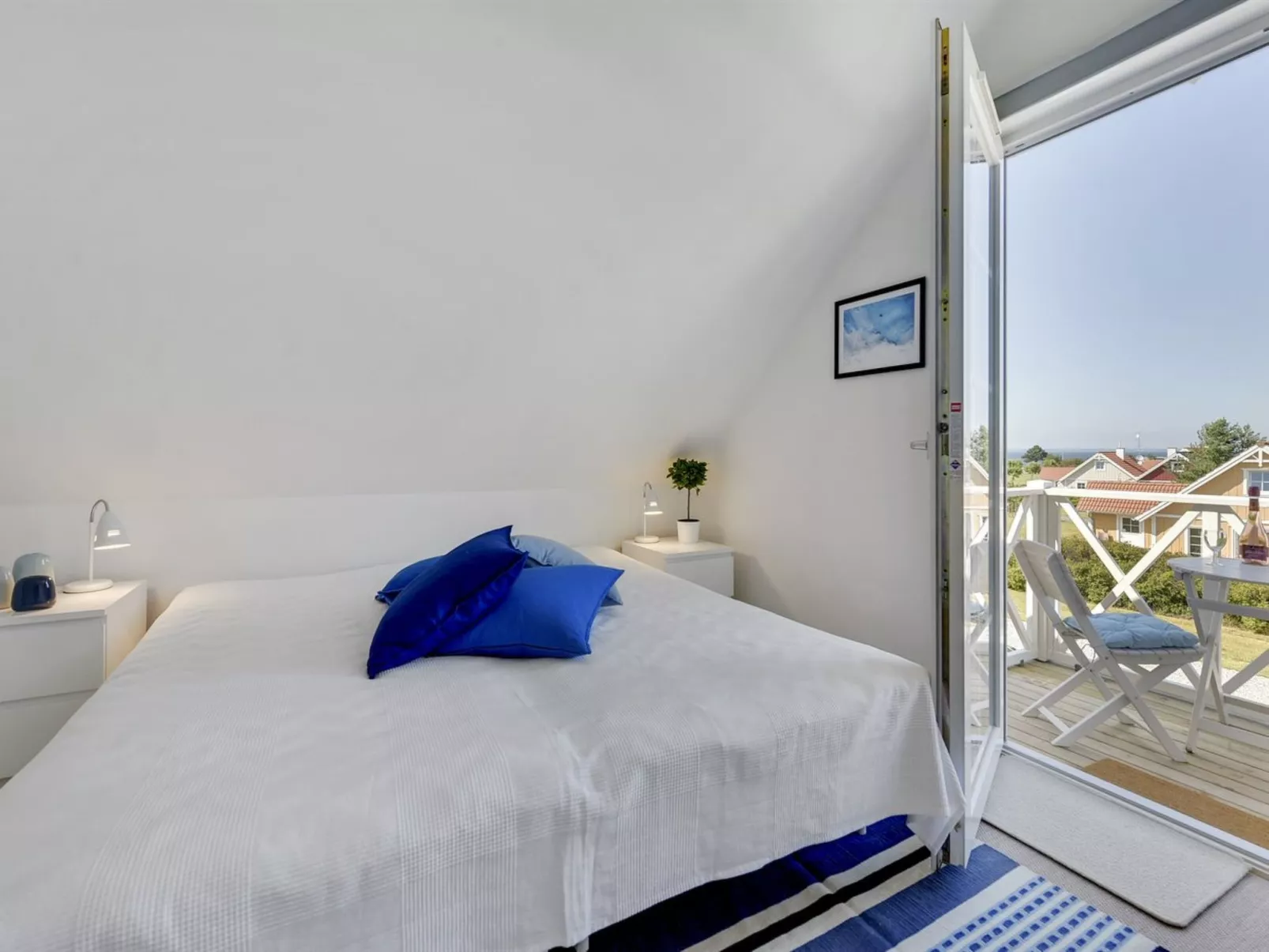 "Nikan" - 300m from the sea-Binnen