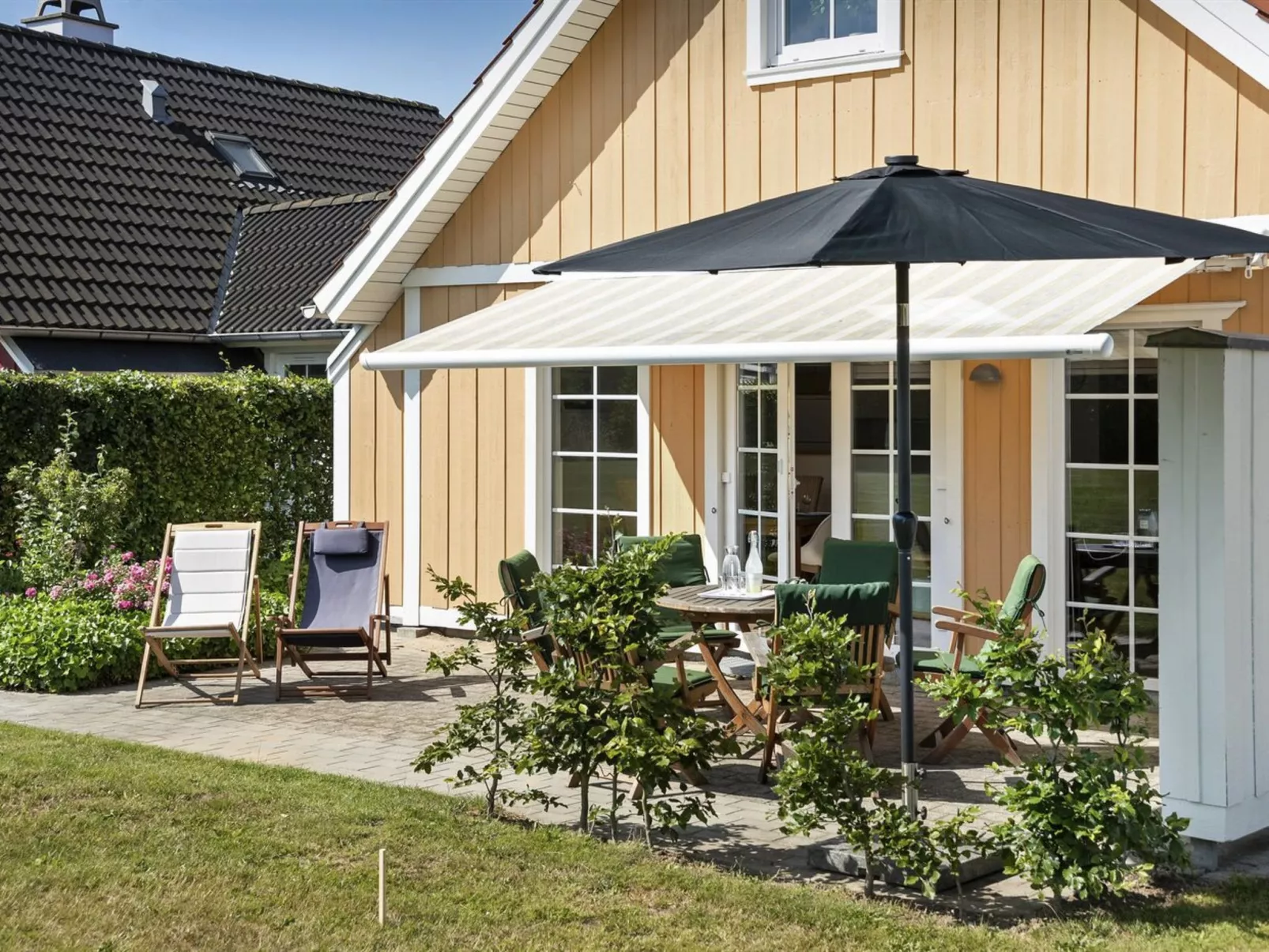 "Nikan" - 300m from the sea-Buiten