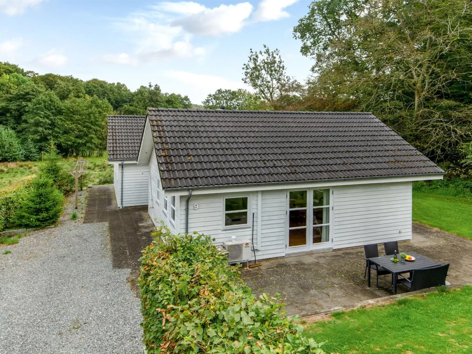 "Bjerund" - 250m from the sea