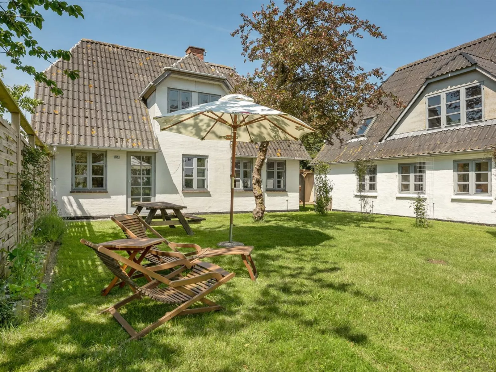 "Ilja" - 400m from the sea