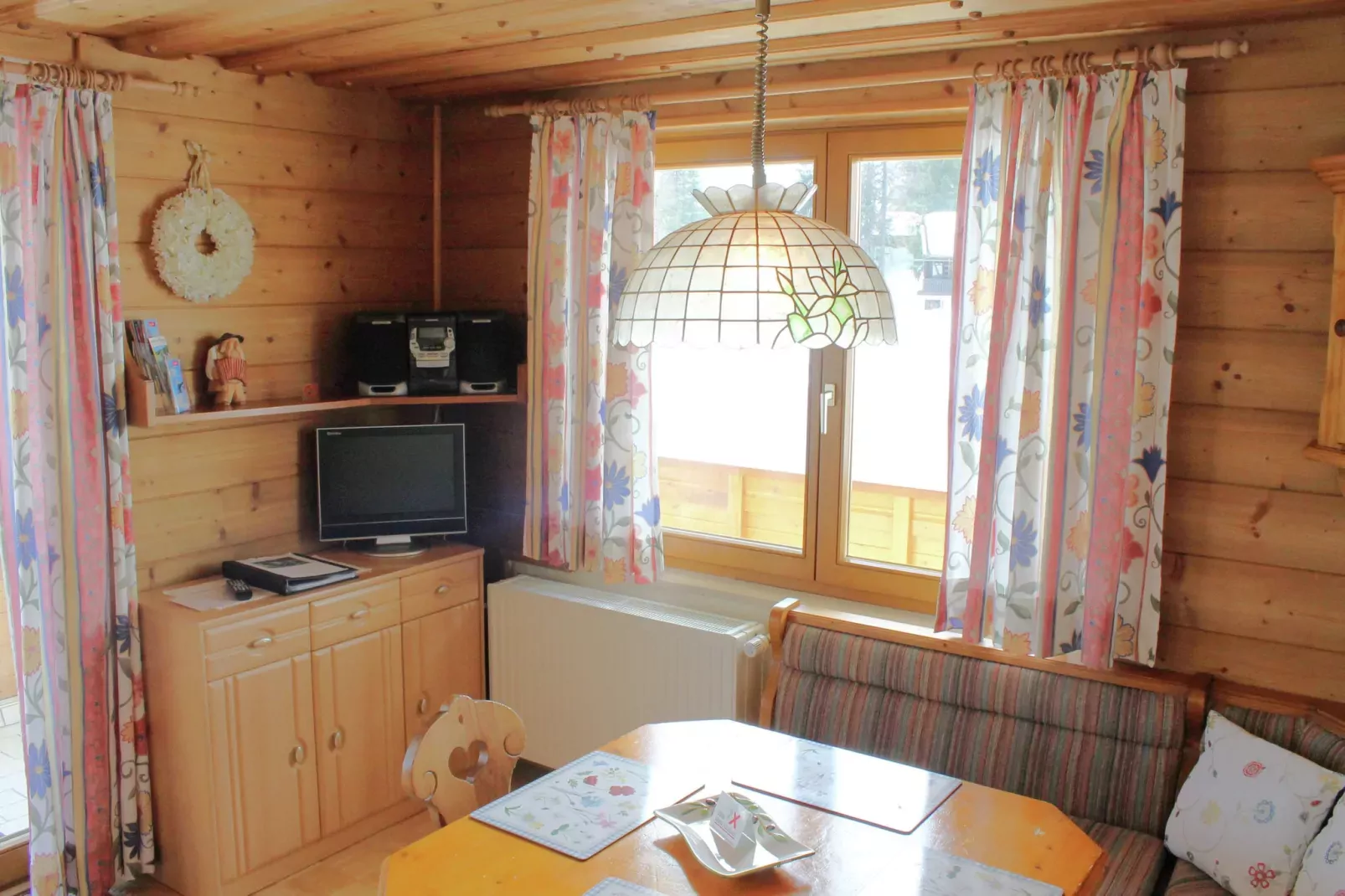 Appartement Nassfeld-Woonkamer