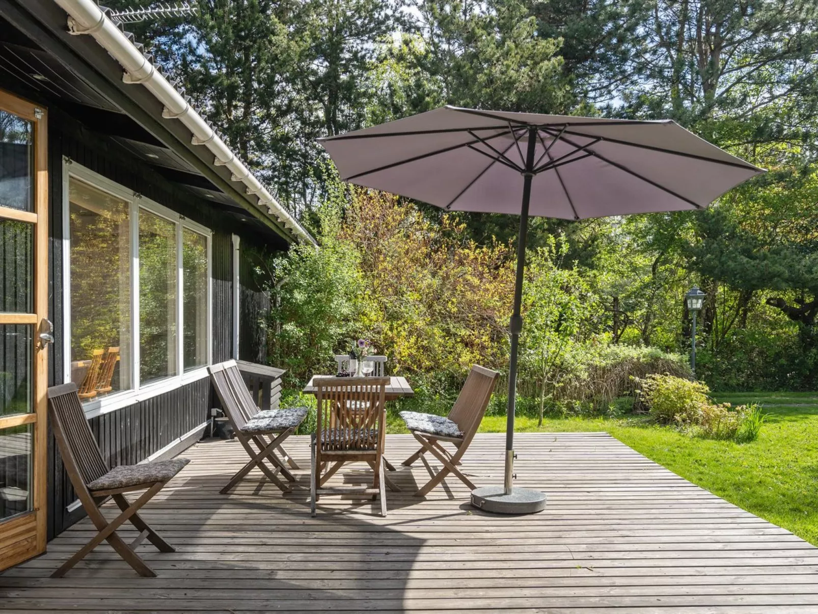"Sarah" - 500m from the sea-Buiten