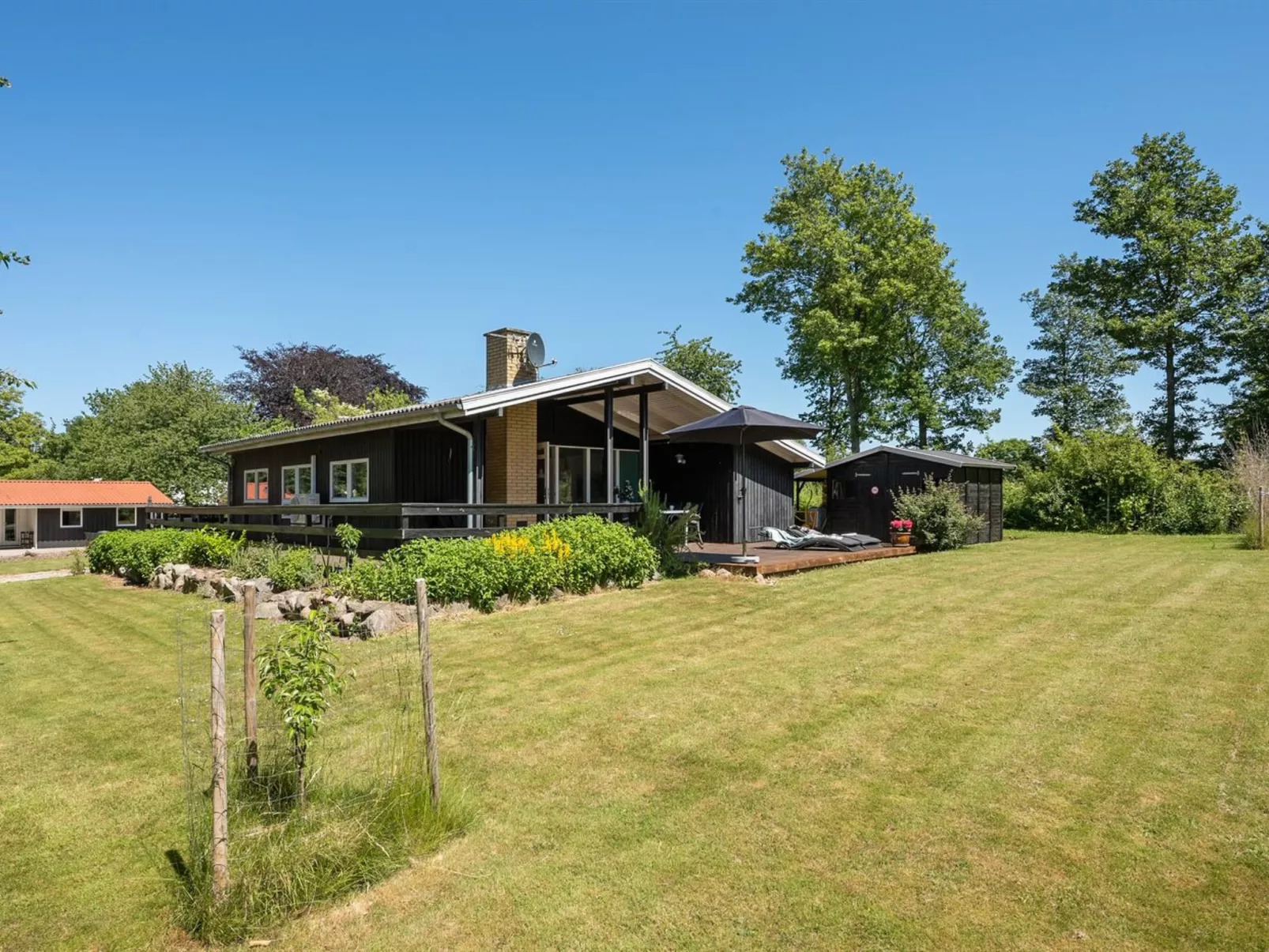 "Hasti" - 700m from the sea