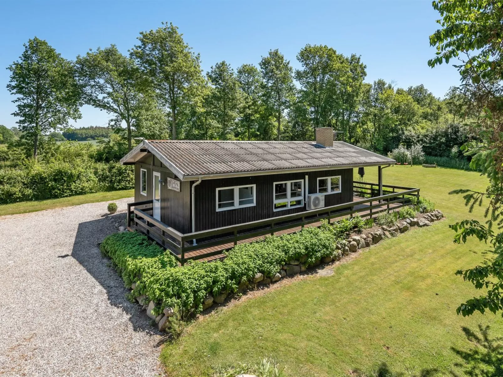 "Hasti" - 700m from the sea-Binnen