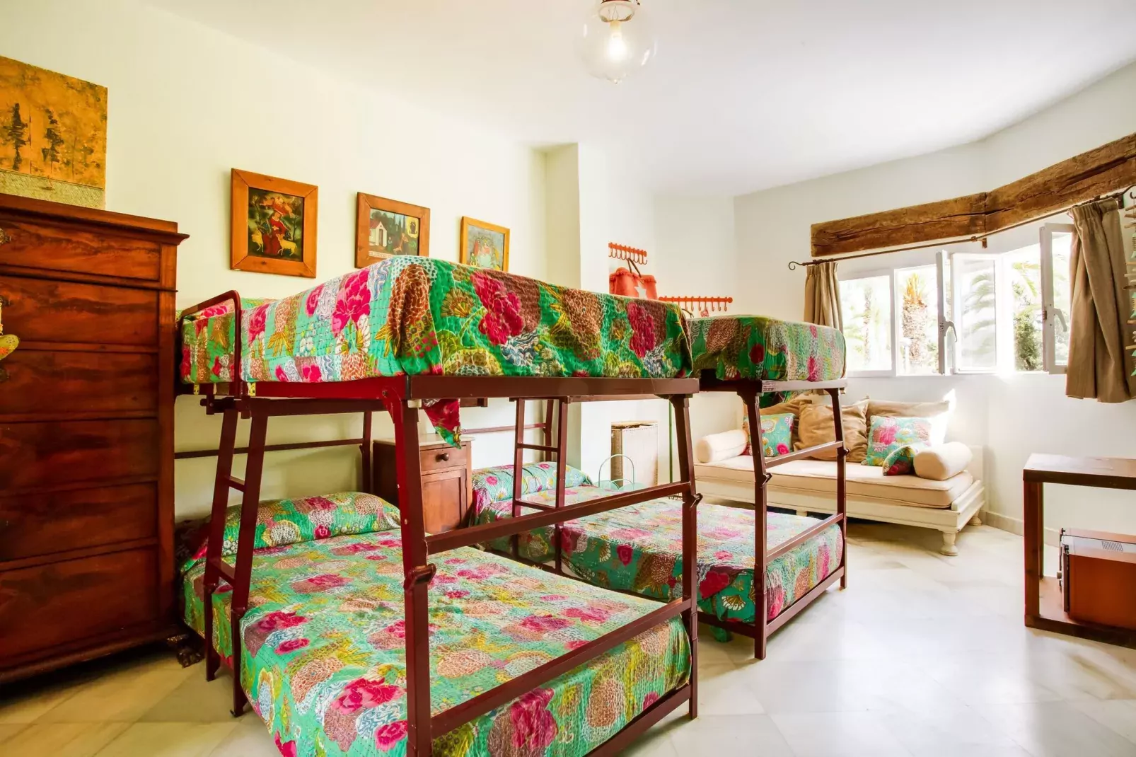 PRECIOSO APARTAMENTO CON VISTAS EN SOTOGRANDE-Slaapkamer