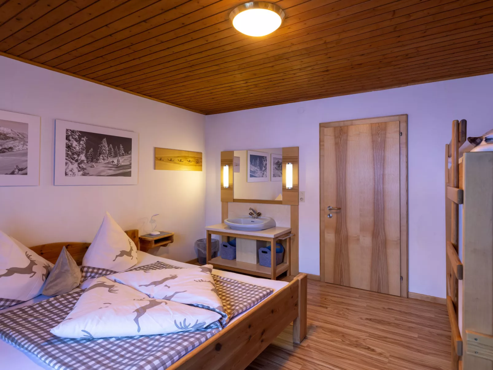 Alpenchalet Silbertal-Binnen